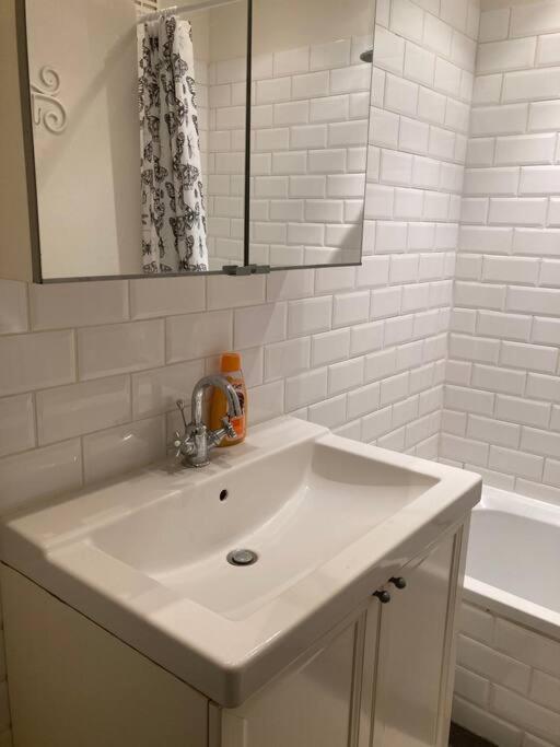 Apartamento Charming Sunny 100m2 Entire With 2 Bedrooms