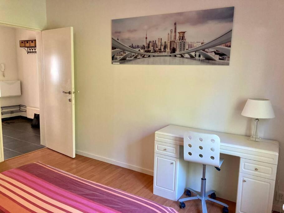 Charming Sunny 100m2 Entire With 2 Bedrooms *