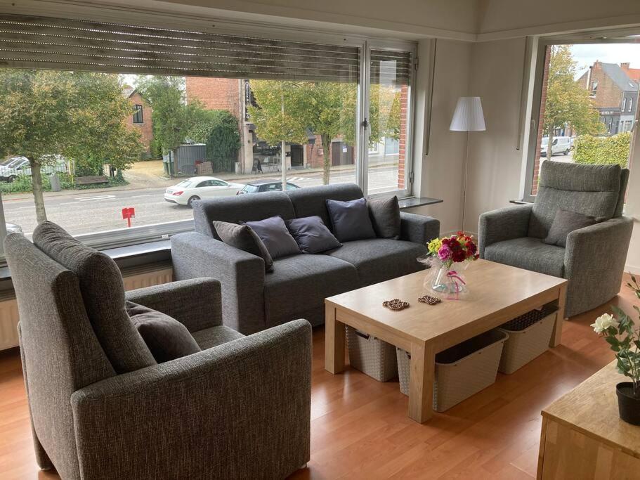 Charming Sunny 100m2 Entire With 2 Bedrooms